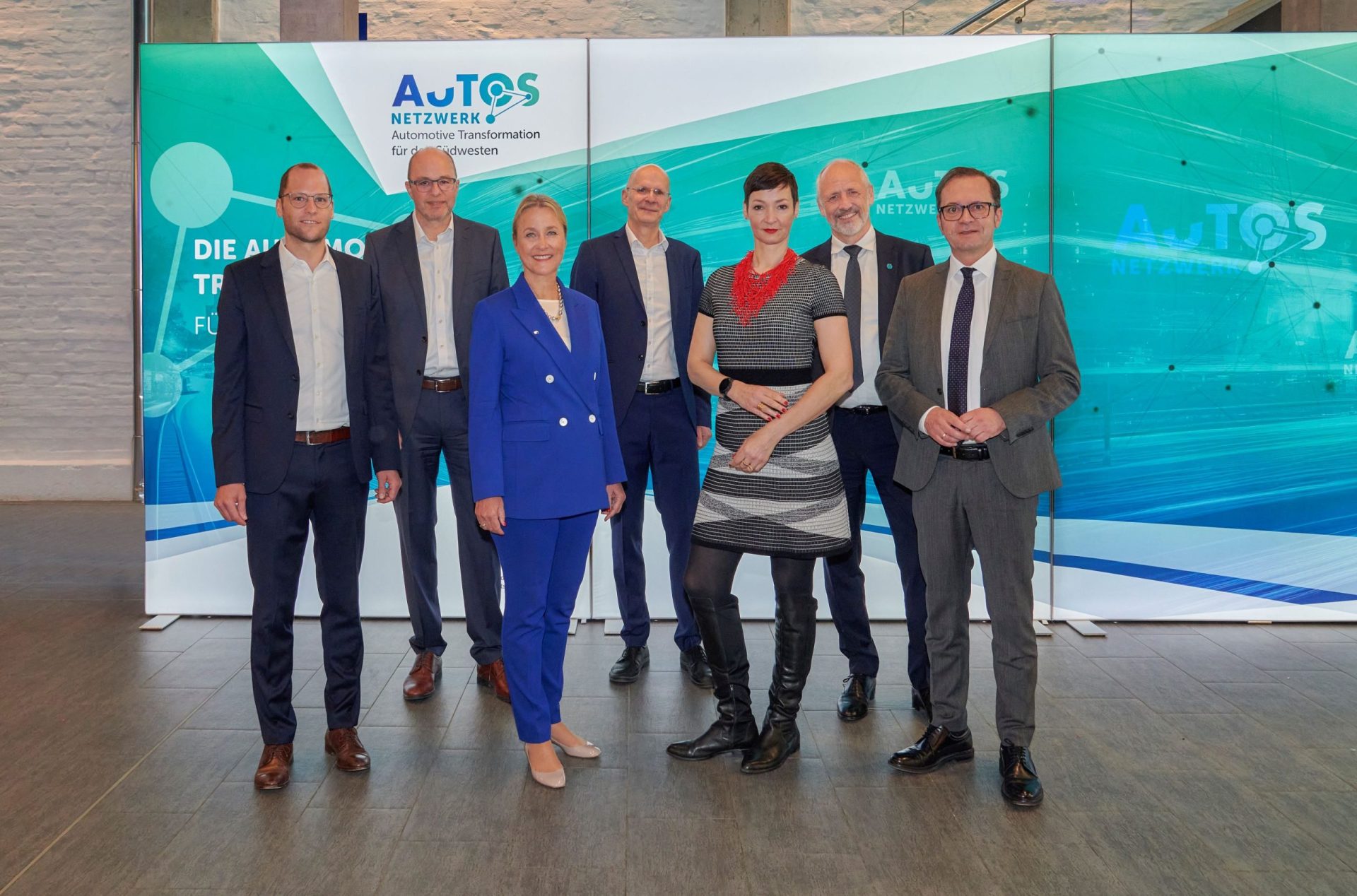 Freie Fahrt für Automotive-Netzwerk AuToS SW-BW: Gelungener Auftakt in der Donauhalle in Donaueschingen